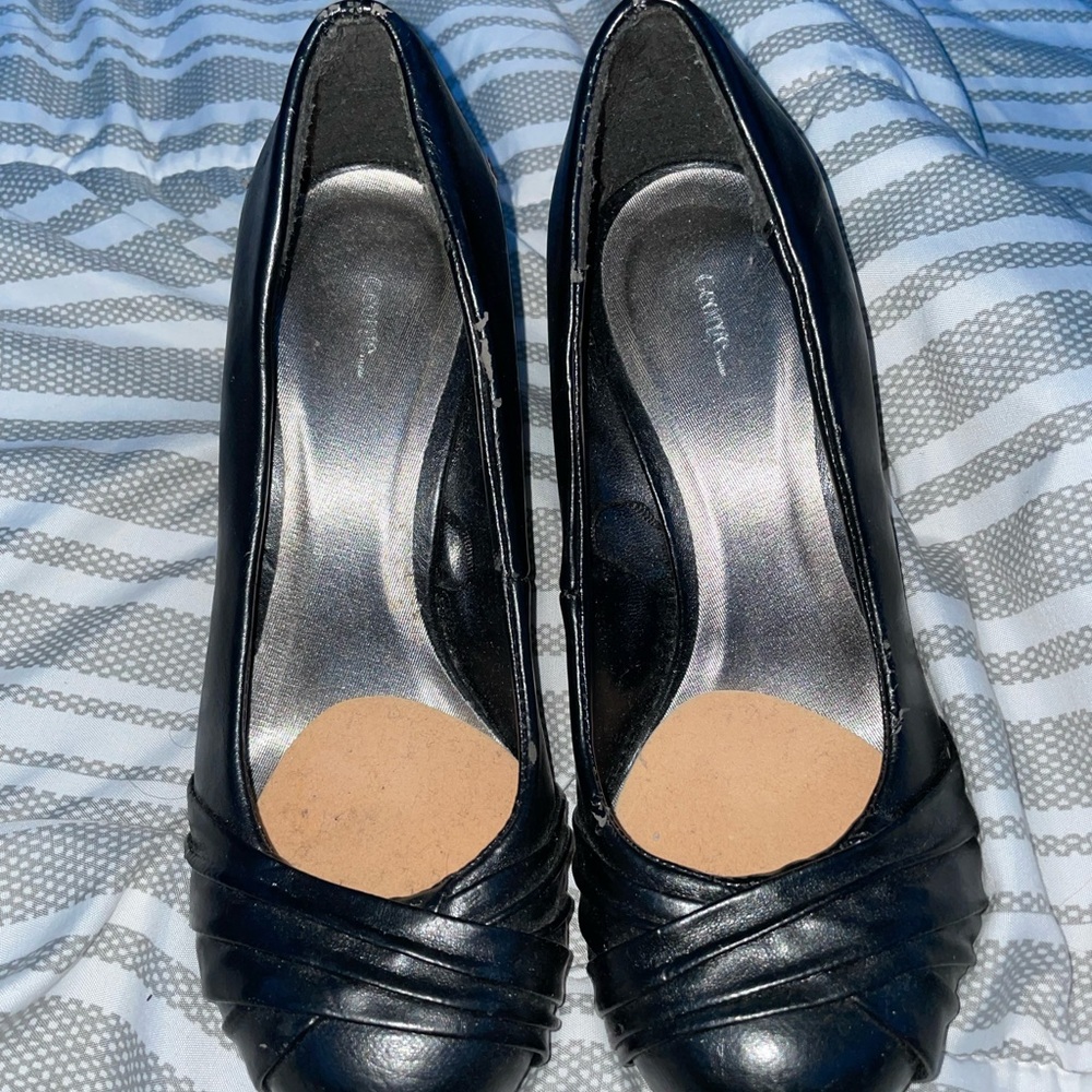 High Heels - Picture 8 of 12